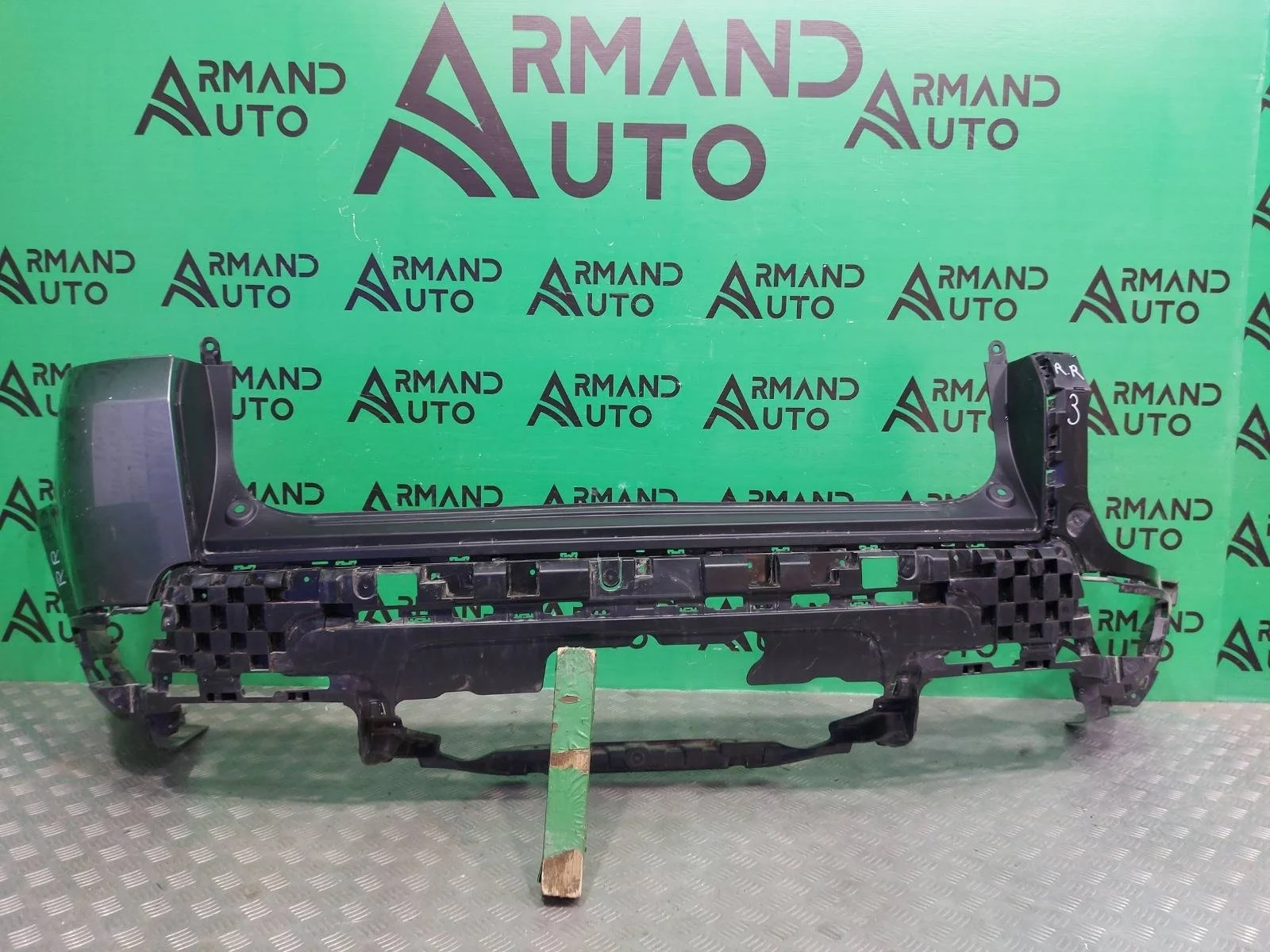Бампер Land Rover Range Rover Sport 2017-2022 LR098889 2 L494, задний