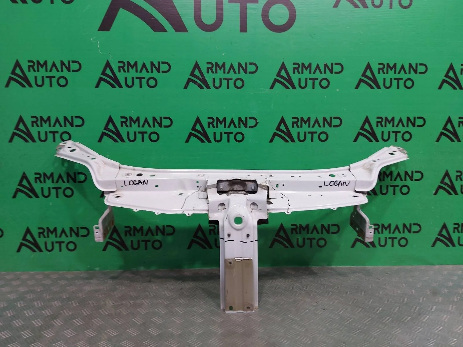 Панель передняя (суппорт радиатора) Renault Logan 2012-2022 625048118R 2