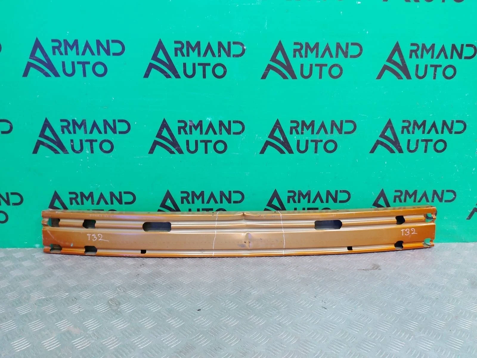 Усилитель бампера Nissan X-Trail 2013-2022 850324CC0A 3 T32, задний