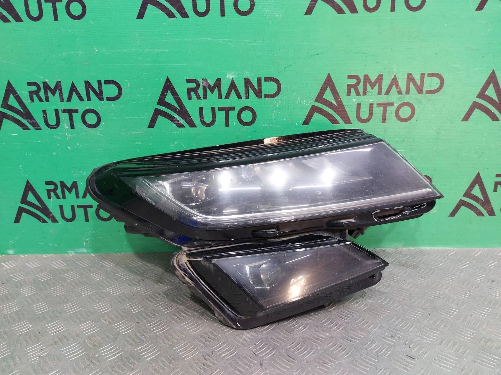 Фара Skoda Kodiaq 2016-2022 566941016H 1, правая