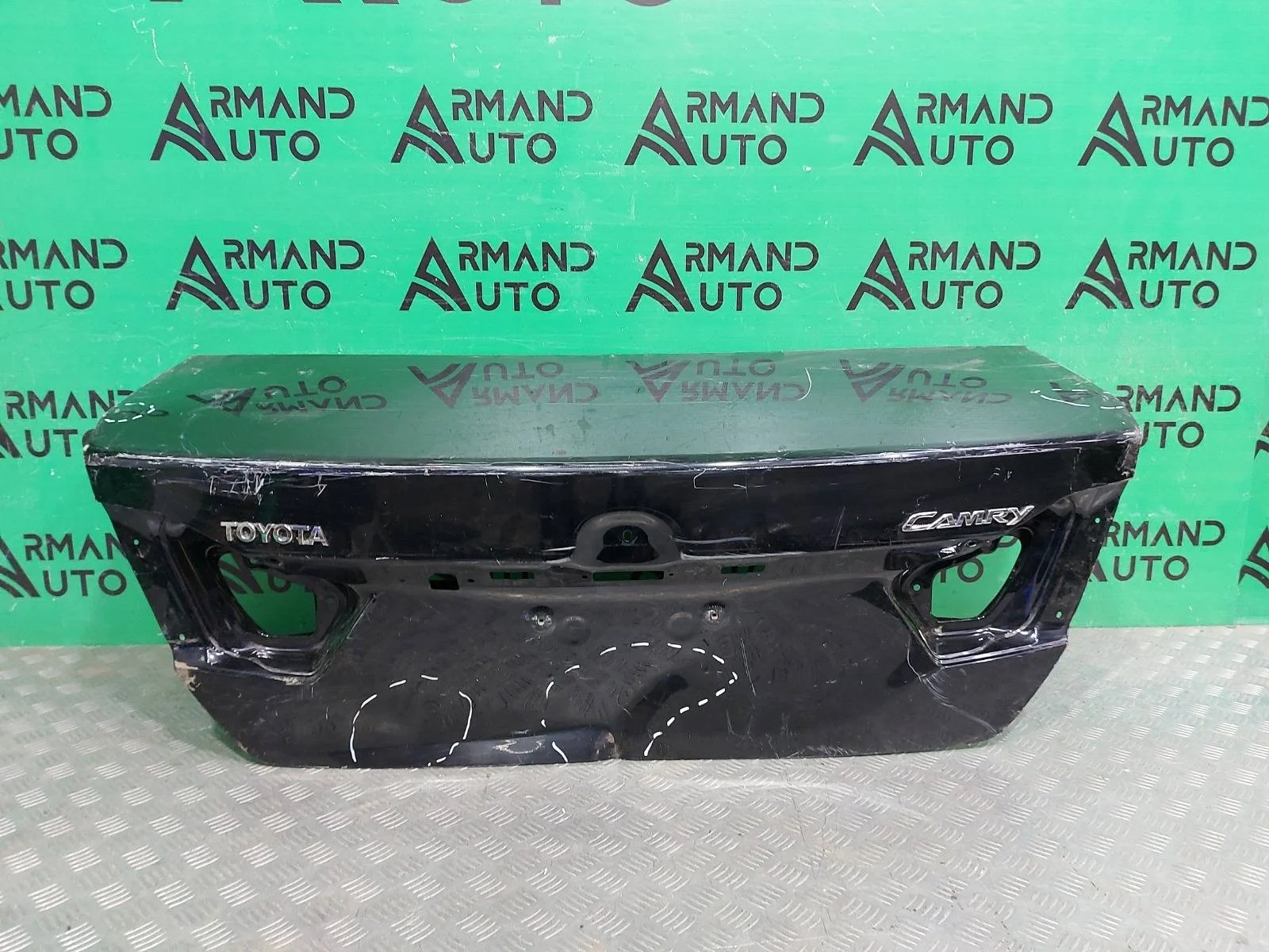 Крышка багажника Toyota Camry 2011-2018 6440106C80 7 XV50