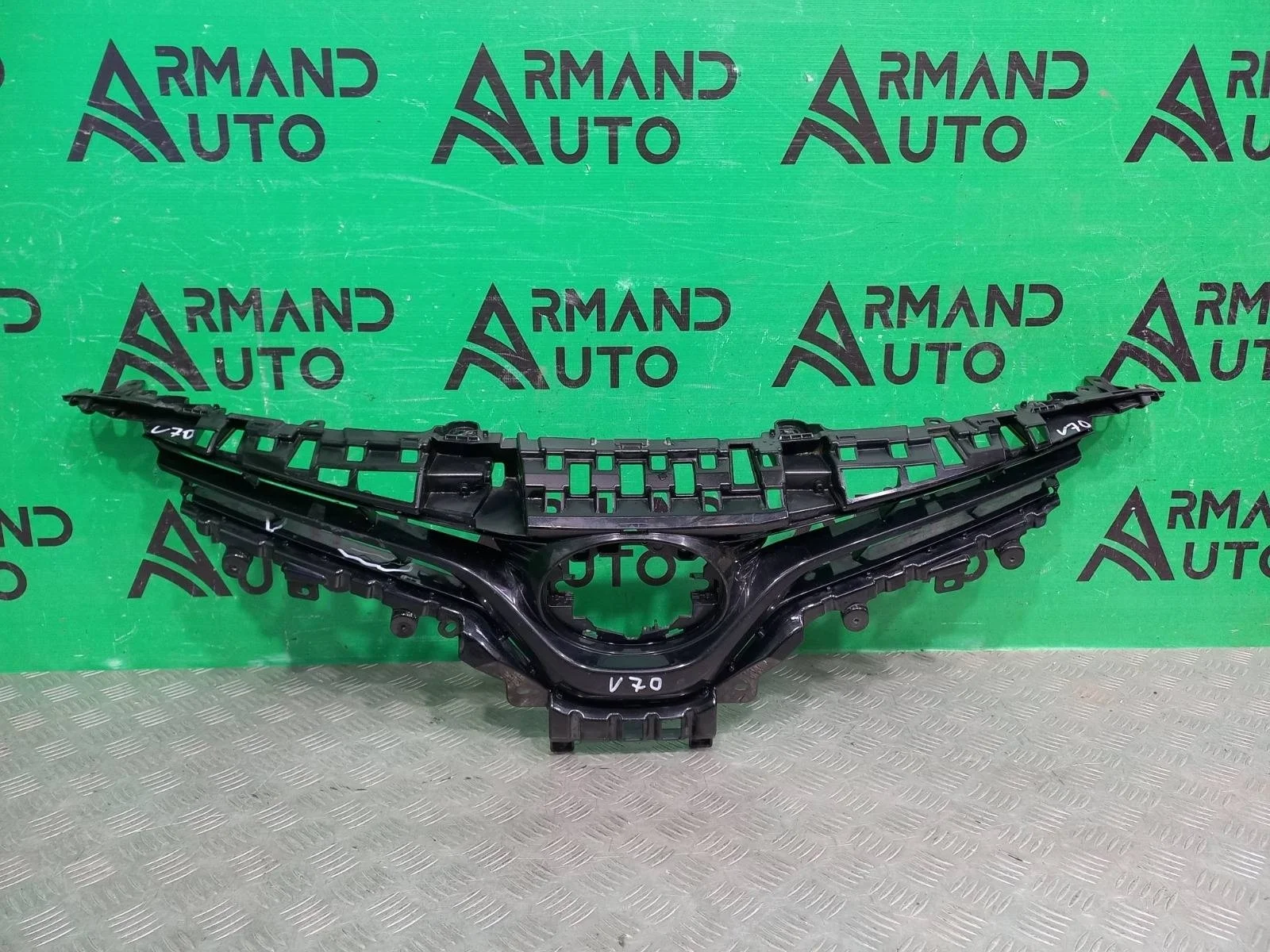 Решетка радиатора Toyota Camry 2017-2021 5310133540 8 XV70