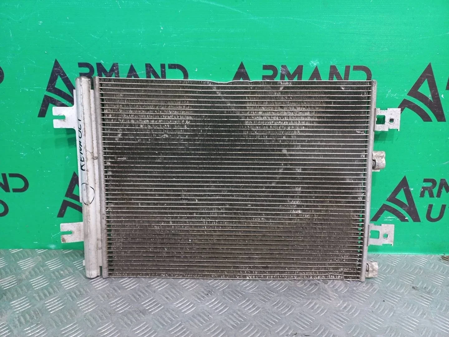 Радиатор кондиционера Renault Duster 2010-2015 921007794R 1