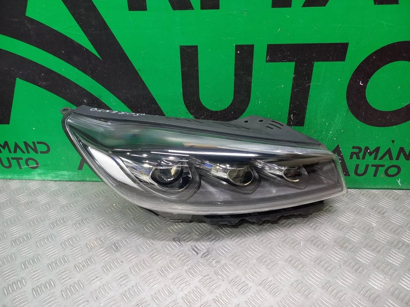 Фара Kia Sorento 2017-2020 92102C5600 3 PRIME UM, правая