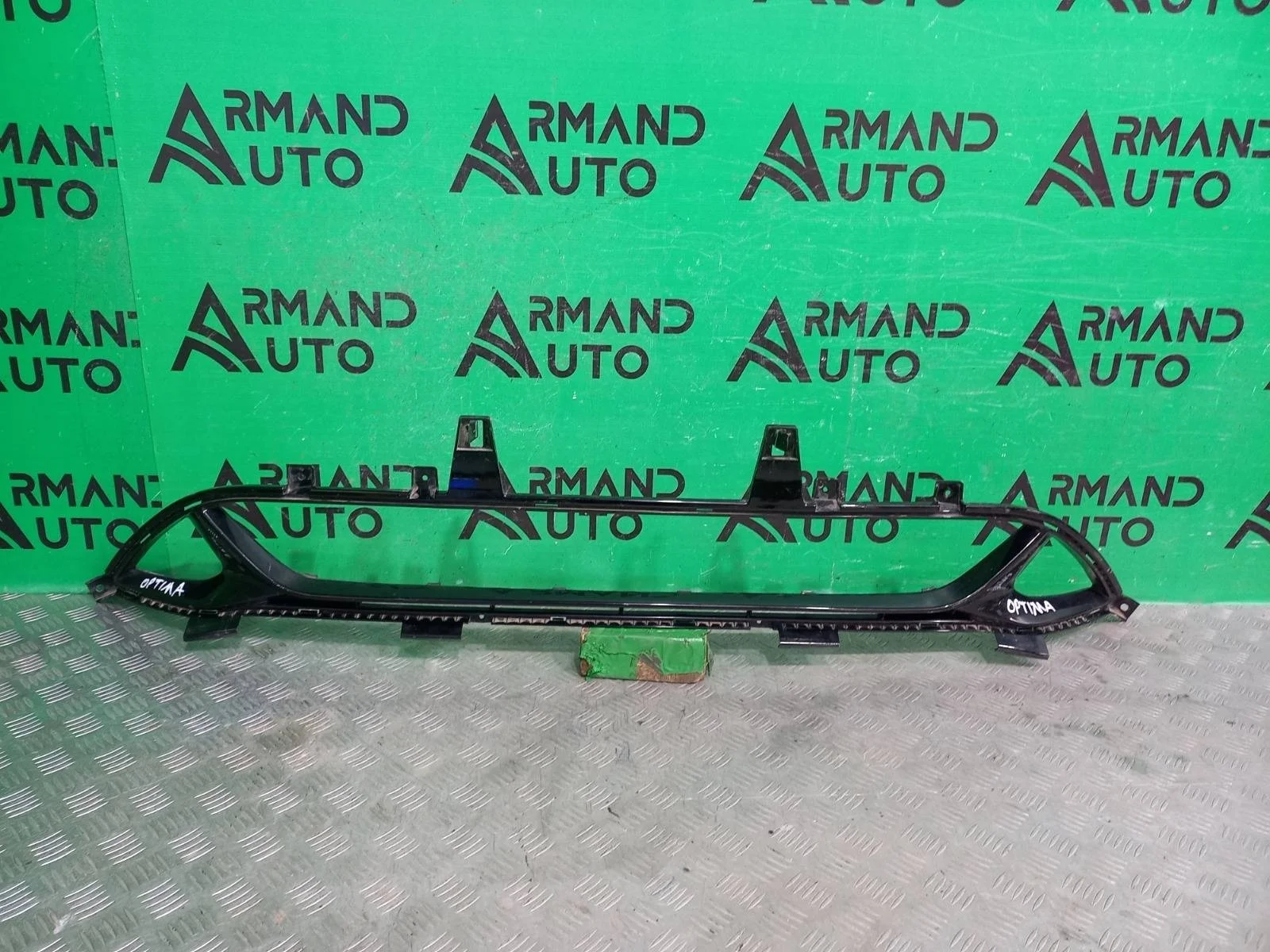 Накладка бампера Kia Optima 2018-2020 86562D4500 4 JF, передняя