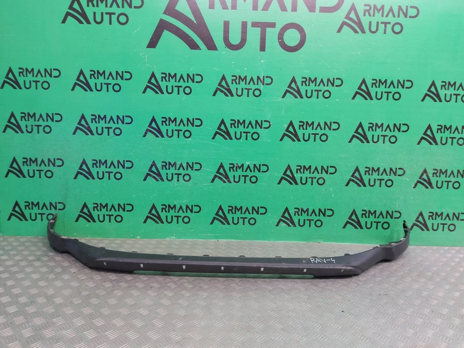 Юбка бампера Toyota RAV4 2015-2019 5241142070 4 CA40, передняя