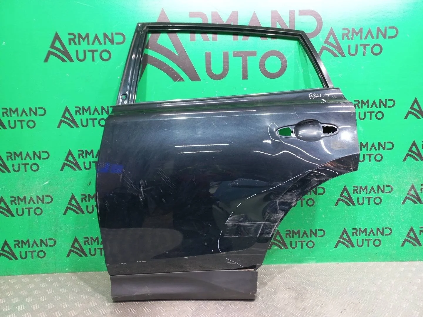 Дверь Toyota RAV4 2012-2015 670040R110 4 CA40, задняя левая