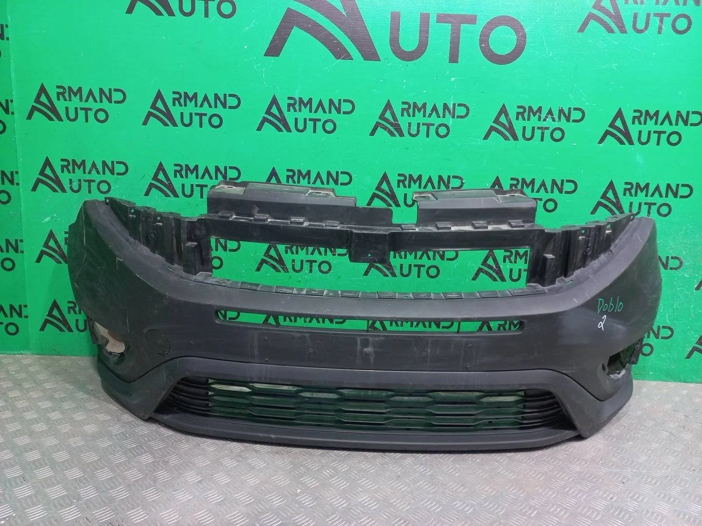 Бампер Fiat Doblo 2015-2022 735615285 2, передний