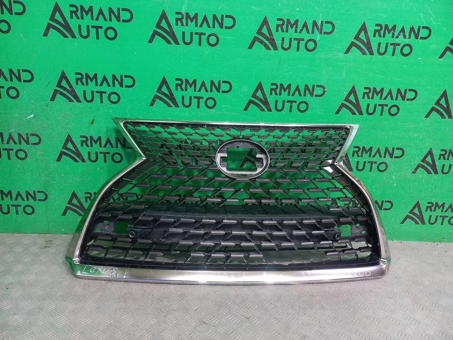 Решетка радиатора Lexus RX 2019-2022 5310148A40 4 AL20