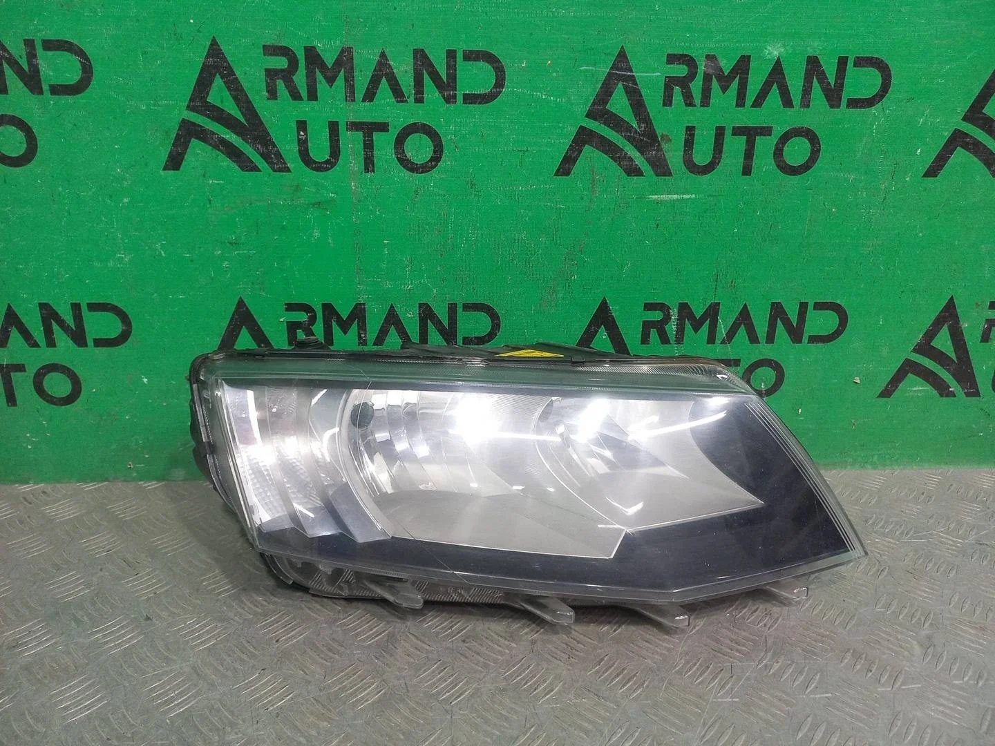 Фара Skoda Octavia 2013-2017 5E1941018 3 A7 (5E), правая