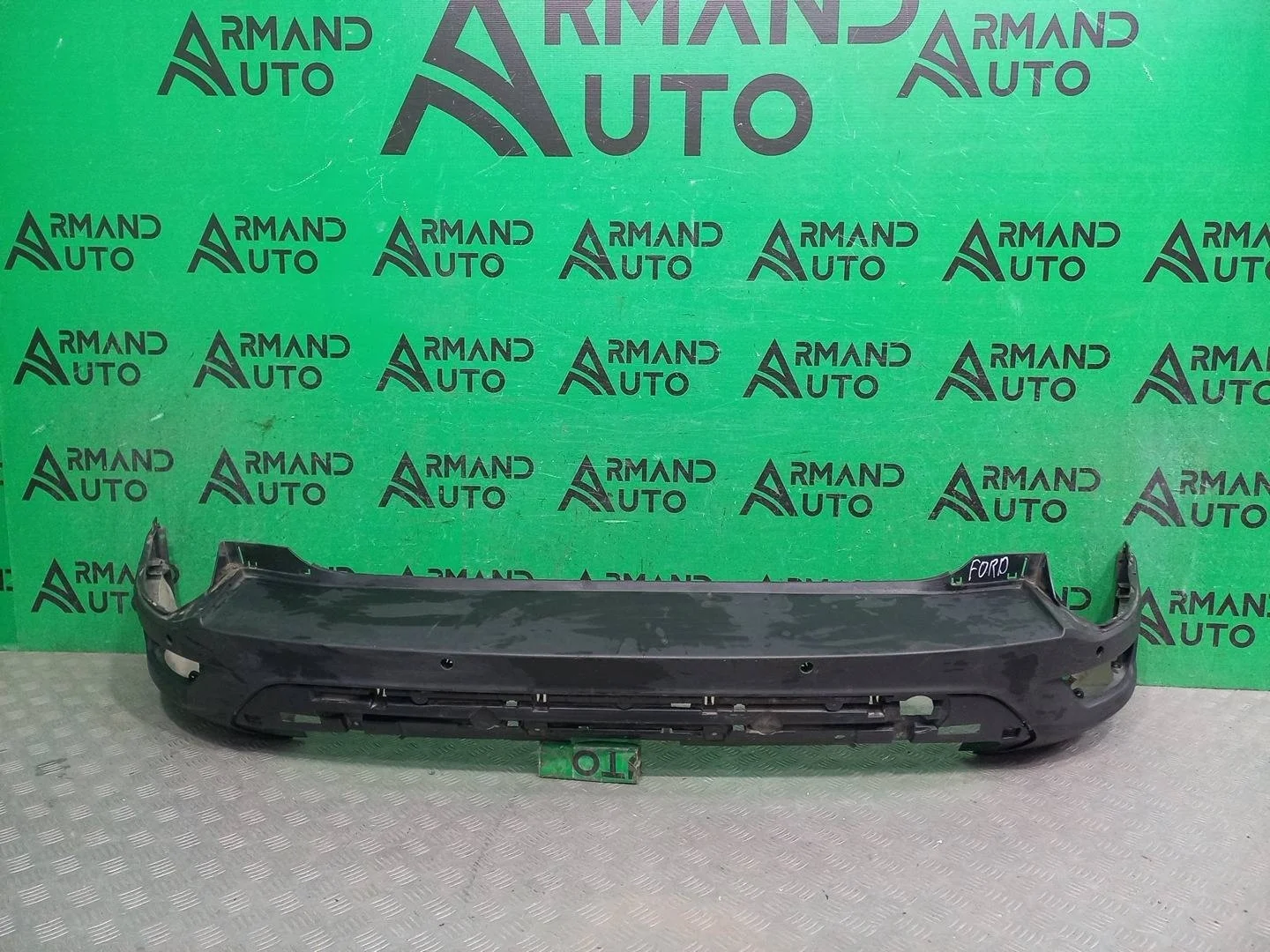 Бампер Ford Kuga 2012-2019 2106423 2 CBS, задний