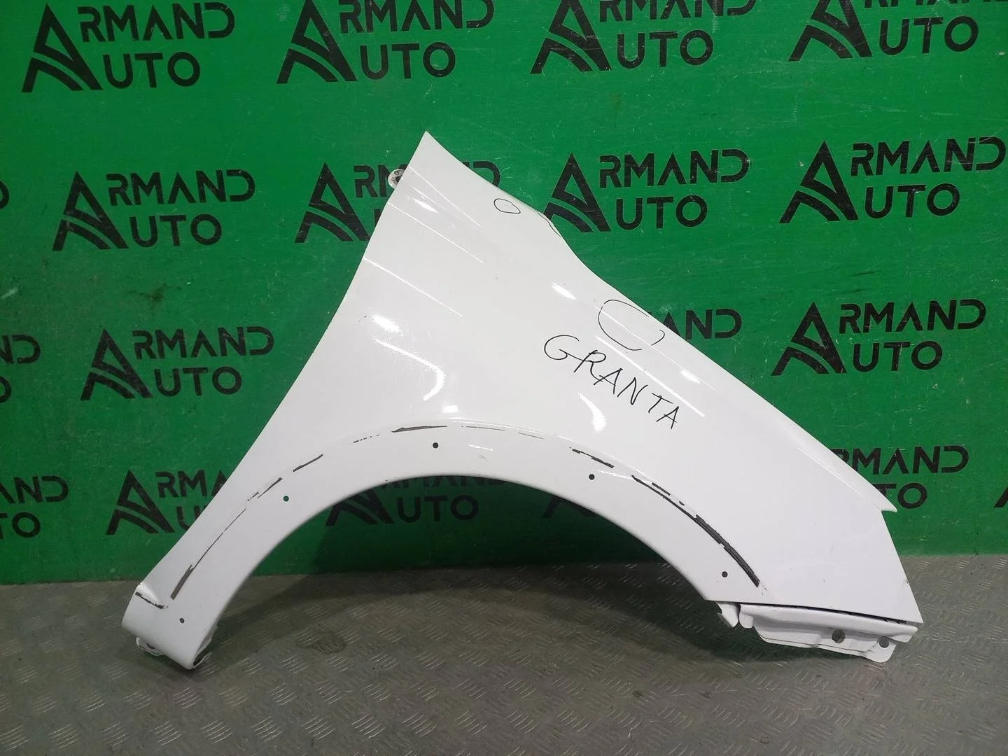Крыло Lada Granta 2018-нв 8450104273 1, переднее правое