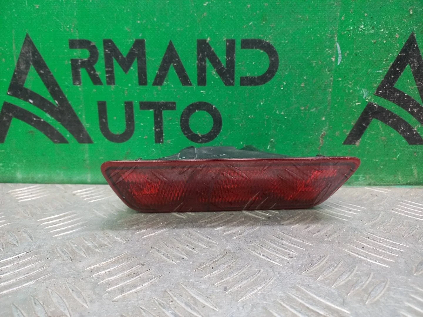 Фонарь противотуманный Nissan Juke 2010-2019 26580ED50A 1 YF15