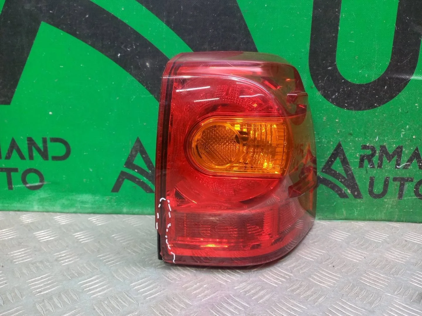 Фонарь внешний Toyota Land Cruiser 2012-2015 8155160A80 200, правый
