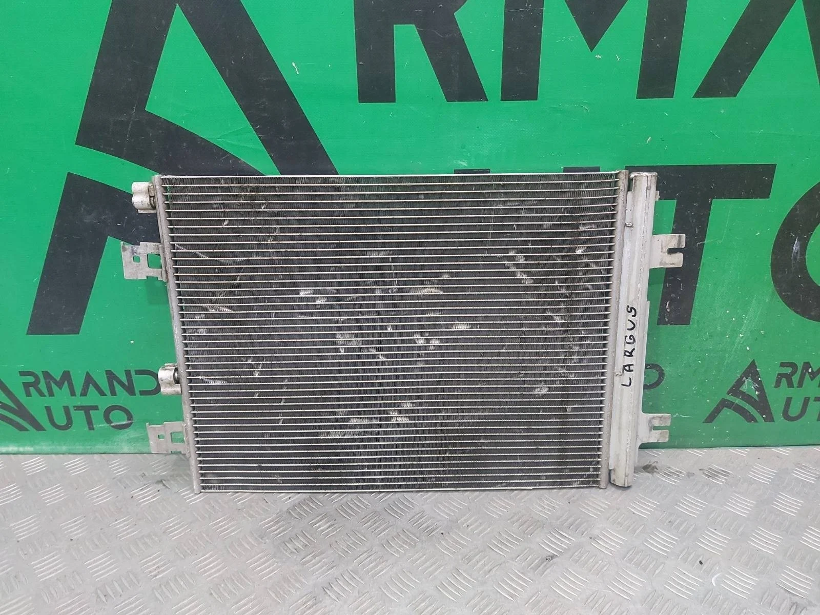 Радиатор кондиционера Renault Duster 2010-2015 921007794R 1