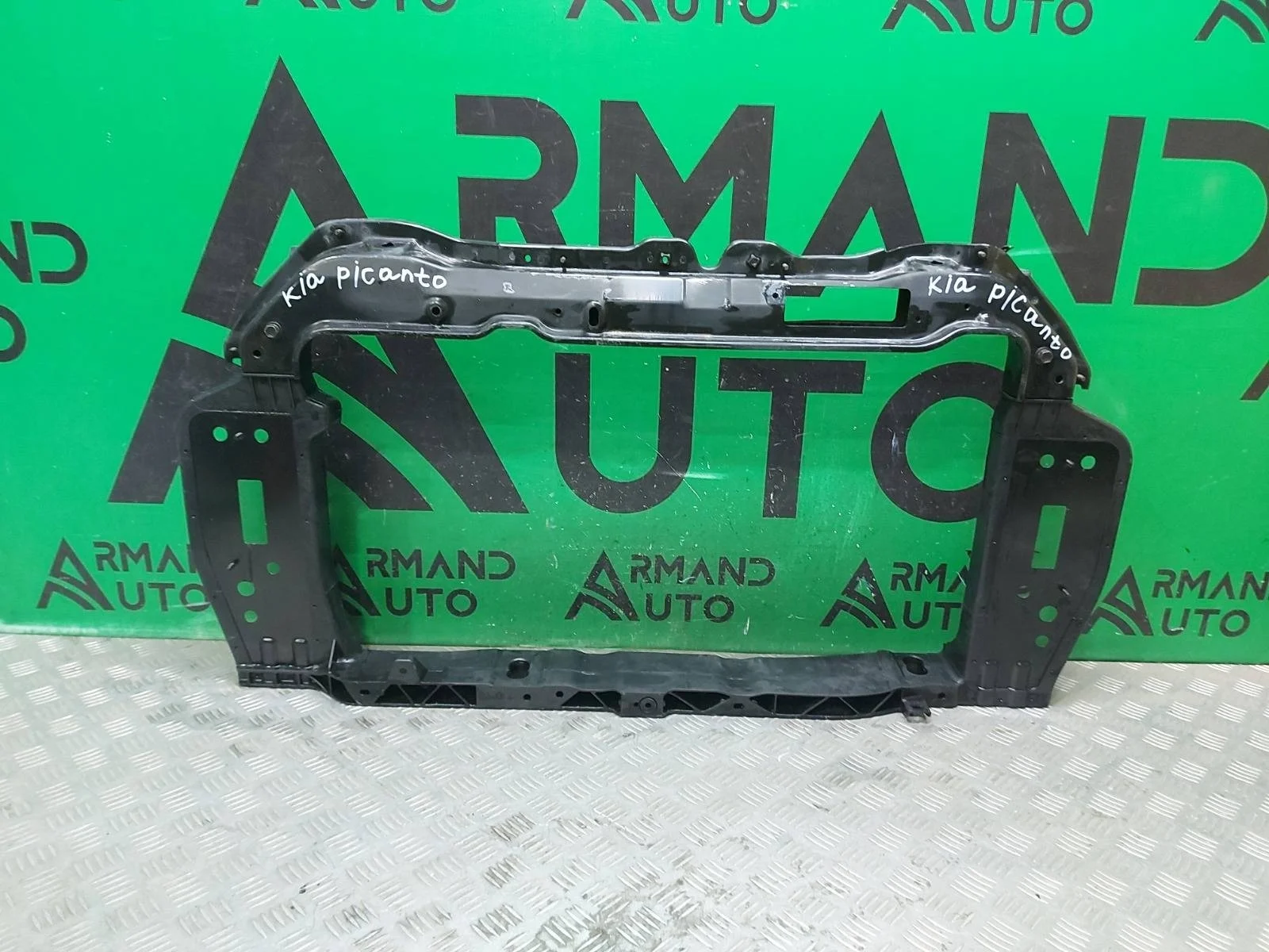 Панель передняя (суппорт радиатора) Kia Picanto 2011-2015 641011Y000 2 TA