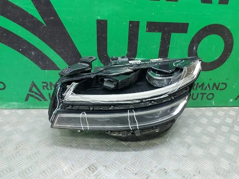 Фара Genesis G80 2020-нв 92101T1100 2, левая