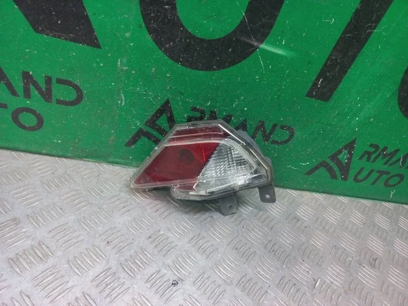 Фонарь противотуманный Toyota RAV4 2015-2019 8145742060 4 CA40, правый