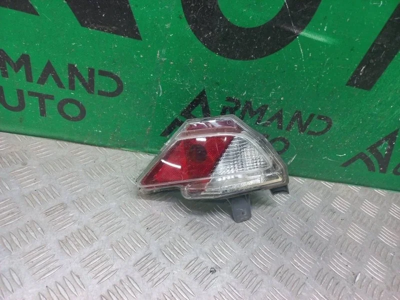 Фонарь противотуманный Toyota RAV4 2015-2019 8145742060 4 CA40, правый