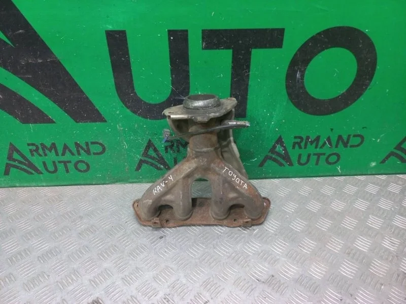 Коллектор выпускной Toyota RAV4 2012-2019 1714137100 4 CA40