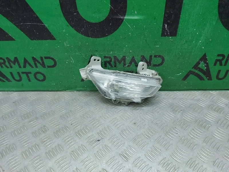 Указатель поворота Mazda 3 2013-2016 B45A51360A 3 BM, левый