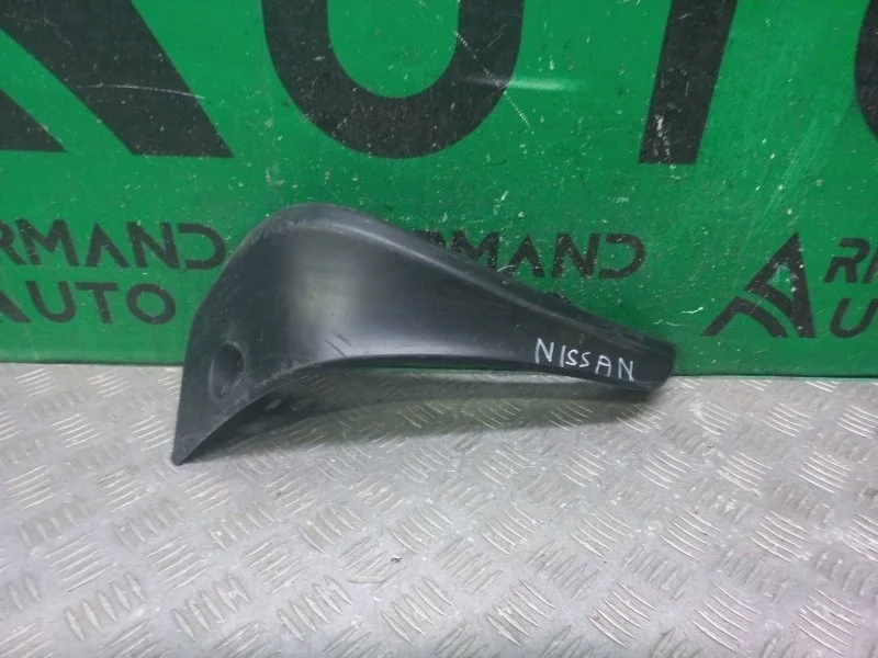 Брызговик Nissan Qashqai 2006-2013 78811BR01A 1 J10, задний левый