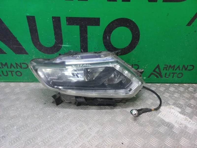 Фара Nissan X-Trail 2013-2019 260104CC1C 3 T32, правая