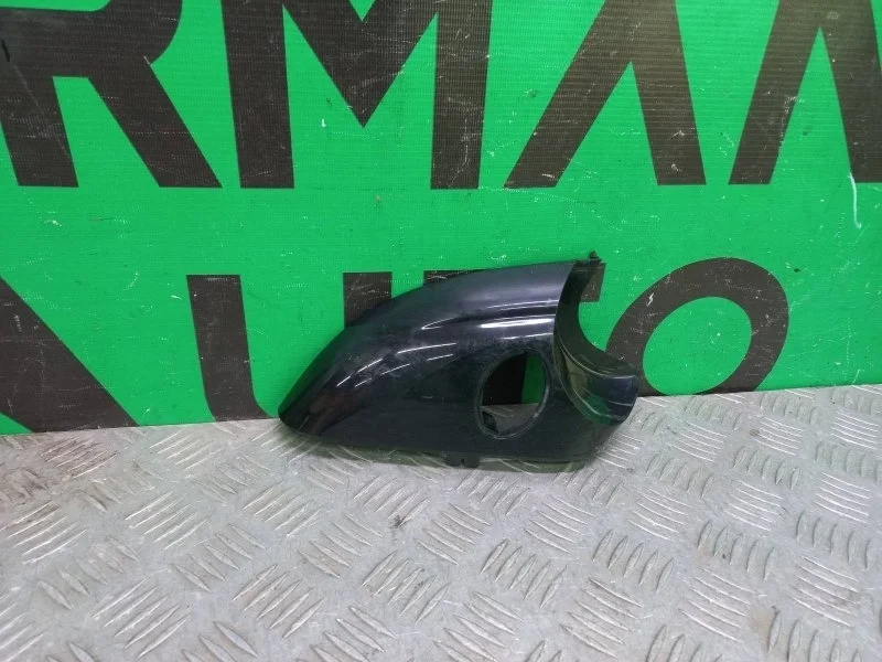 Крышка зеркала нижняя Land Rover Range Rover Sport 2013-2022 LR065389 2 L494, правая