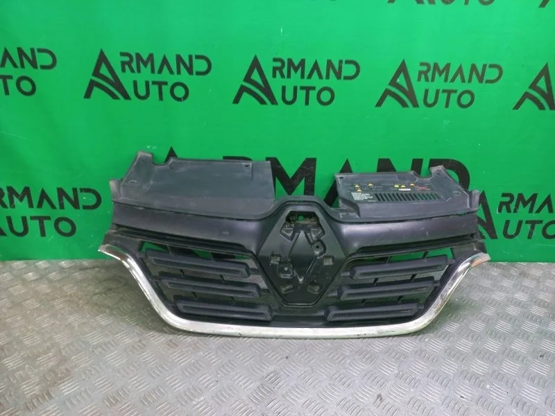Решетка радиатора Renault Logan 2018-2022 623105887R 2