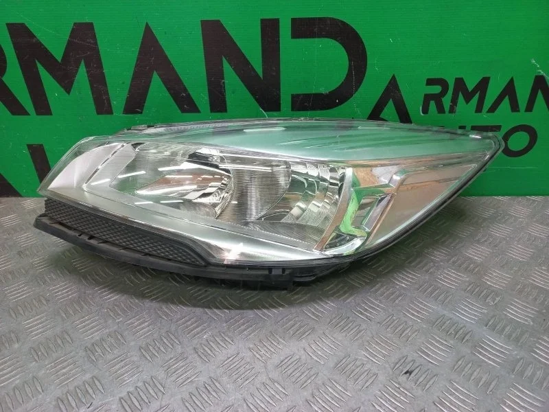 Фара Ford Kuga 2012-2016 1808350 2 CBS, левая