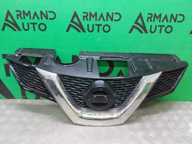 Решетка радиатора Nissan X-Trail 2013-2019 623104CE1A 3 T32