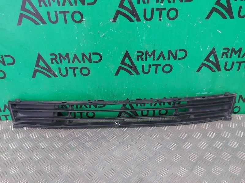 Решетка бампера Hyundai Elantra 2006-2011 865612H001 4 HD, передняя