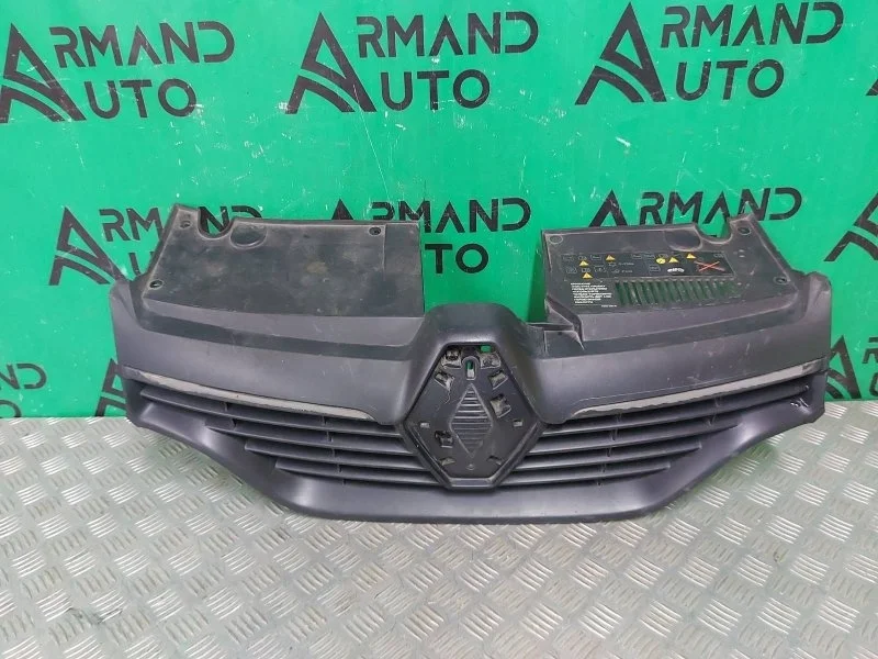 Решетка радиатора Renault Logan 2012-2018 623105727R 2