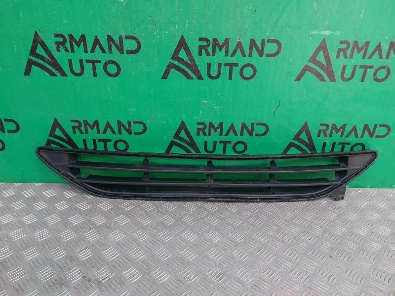 Решетка бампера Nissan X-Trail 2017-2022 622546FR0A 3 T32, передняя