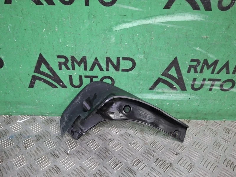 Брызговик Nissan Qashqai 2006-2013 63851BR01A 1 J10, передний левый