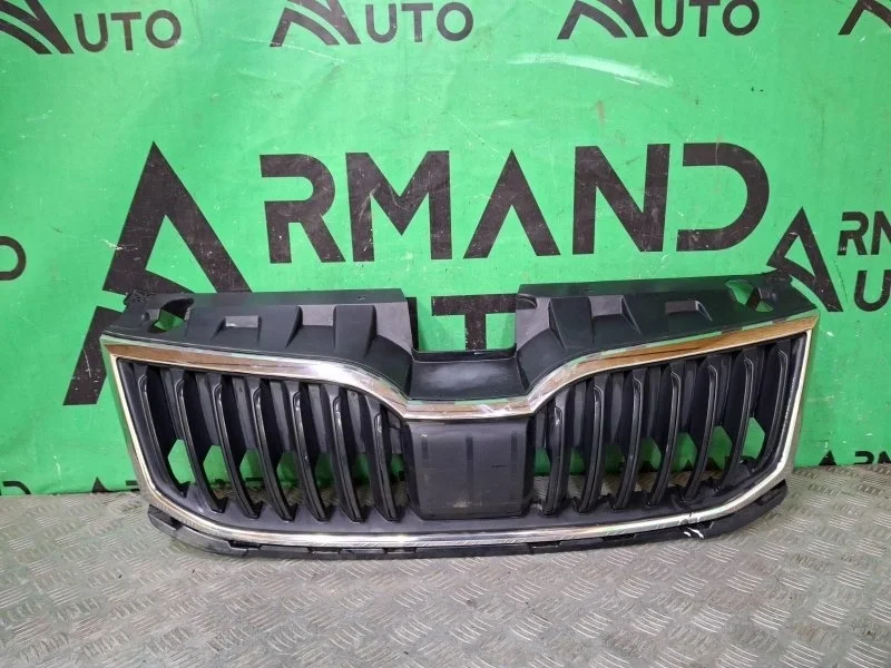 Решетка радиатора Skoda Octavia 2017-2020 5E0853653AZD4 3 A7 (5E)