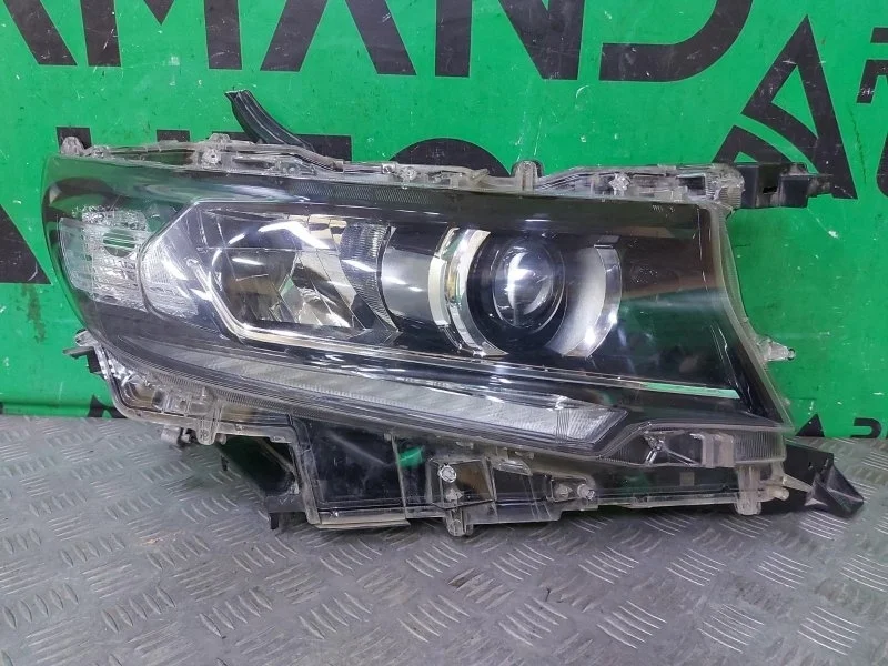 Фара Toyota Land Cruiser Prado 2017-2024 8114560N20 150, правая