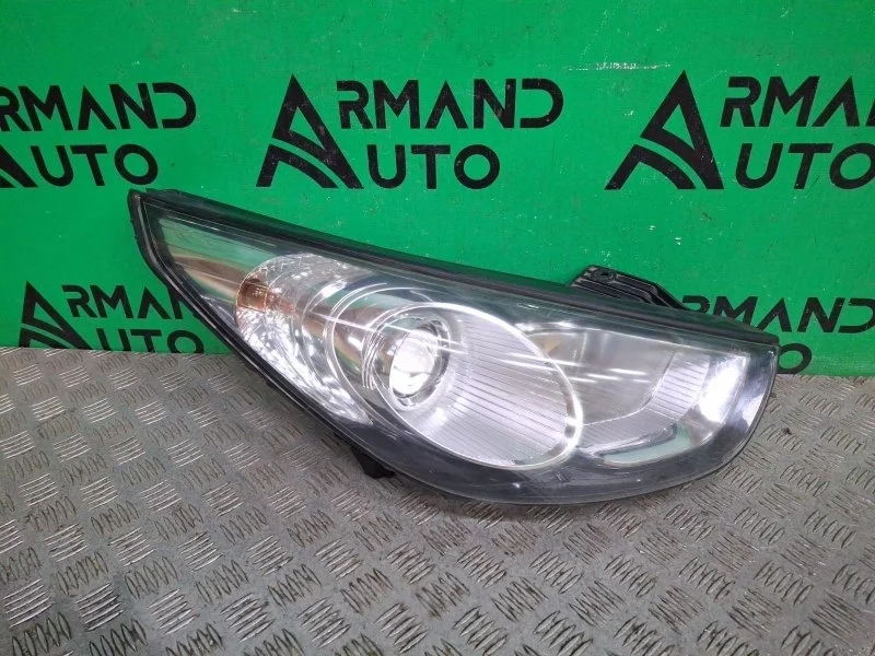 Фара Hyundai IX35 2010-2013 921022Y000 1, правая