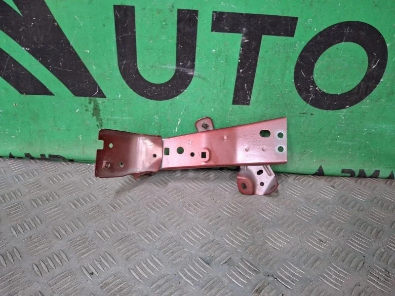 Кронштейн крыла Mazda 6 2012-2024 GHP952240D 3 GJ, передний левый