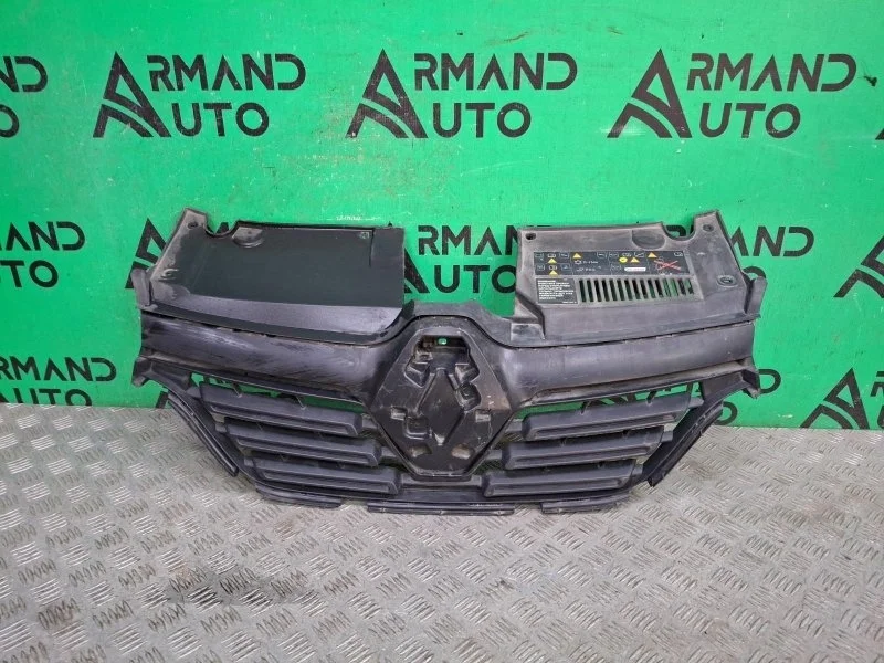 Решетка радиатора Renault Logan 2018-2022 623105887R 2