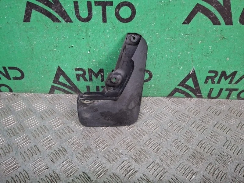 Брызговик Toyota RAV4 2018-нв 7662142130 5 XA50, передний правый