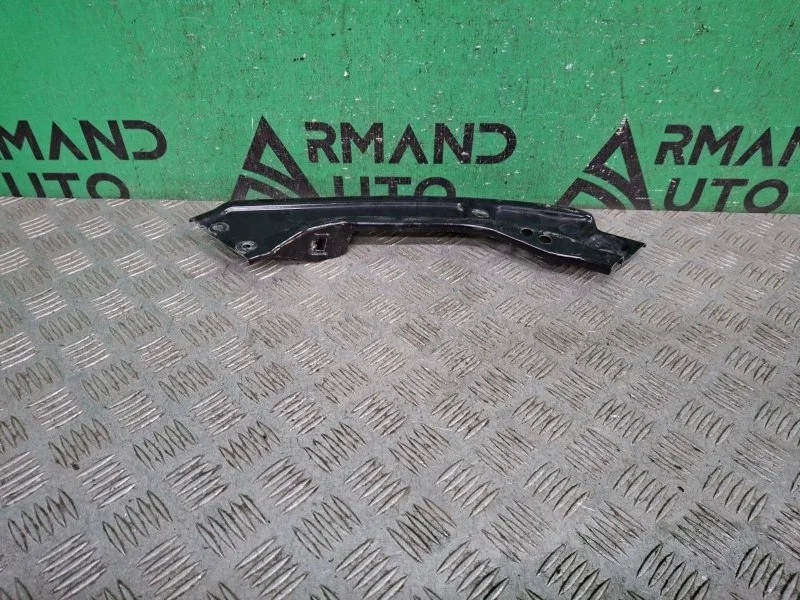Кронштейн фары Skoda Rapid 2020-2023 60U805932A 2, правый