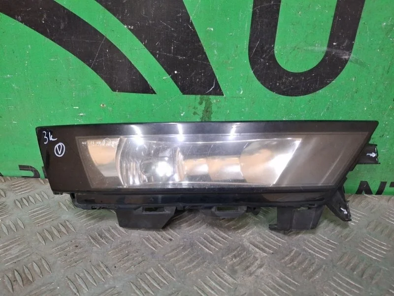 ПТФ Skoda Rapid 2017-2020 5JA941700D 1, правый