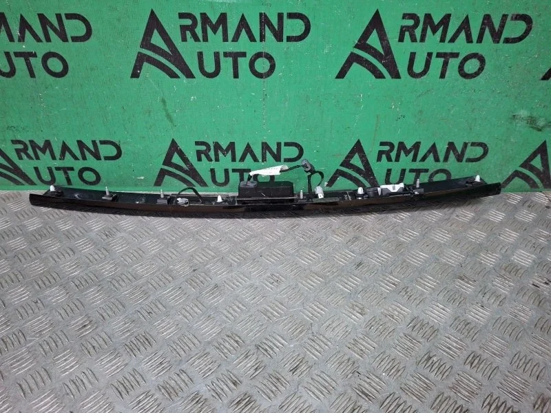 Накладка двери багажника LAND ROVER DISCOVERY SPORT 2014-нв LR133323 1 L550