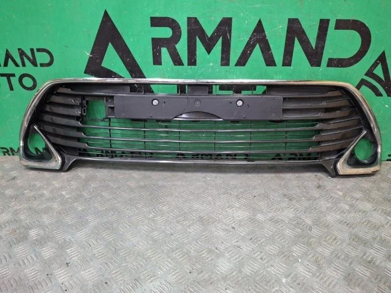 Решетка бампера Toyota Camry 2014-2017 5310233040 7 XV50, передняя