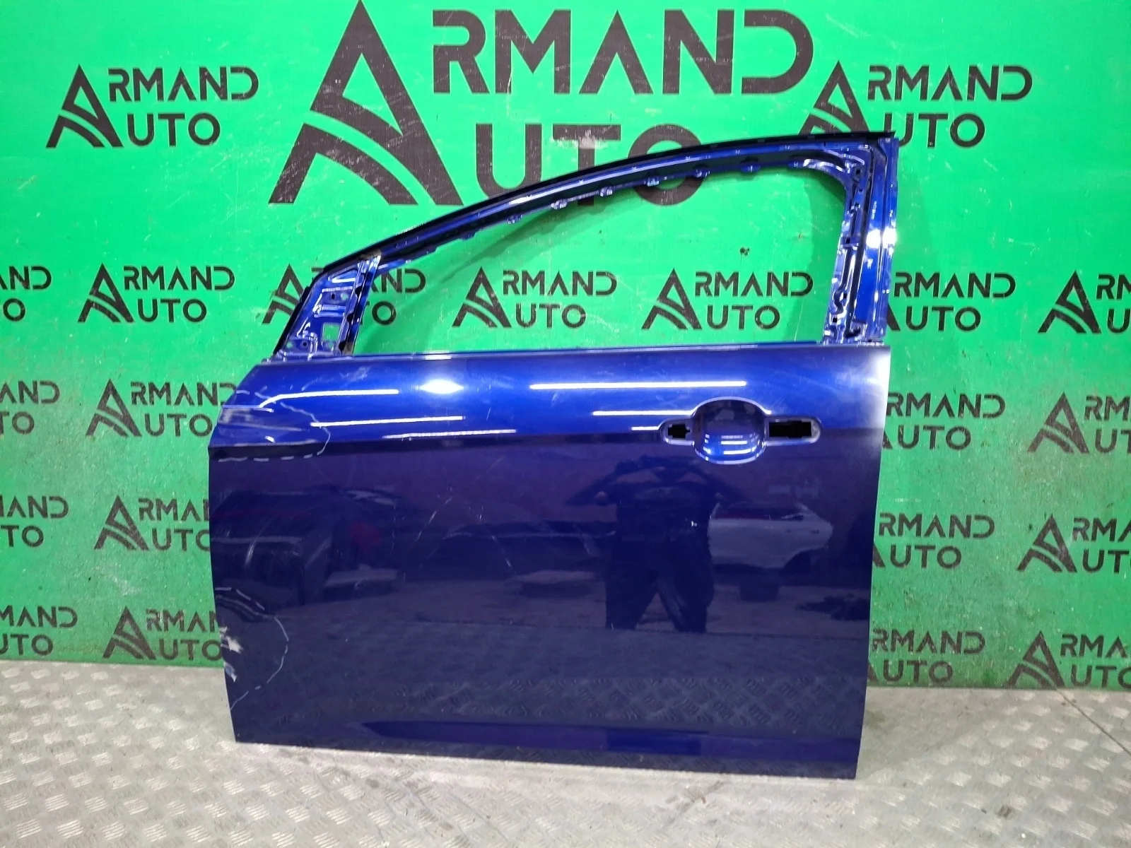 Дверь Ford Focus 2011-2019 2147846 3, передняя левая