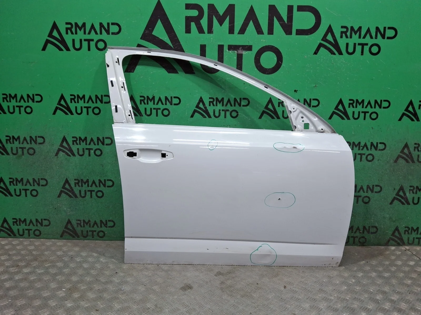Дверь Skoda Octavia 2013-2020 5E0831052B 3 A7 (5E), передняя правая