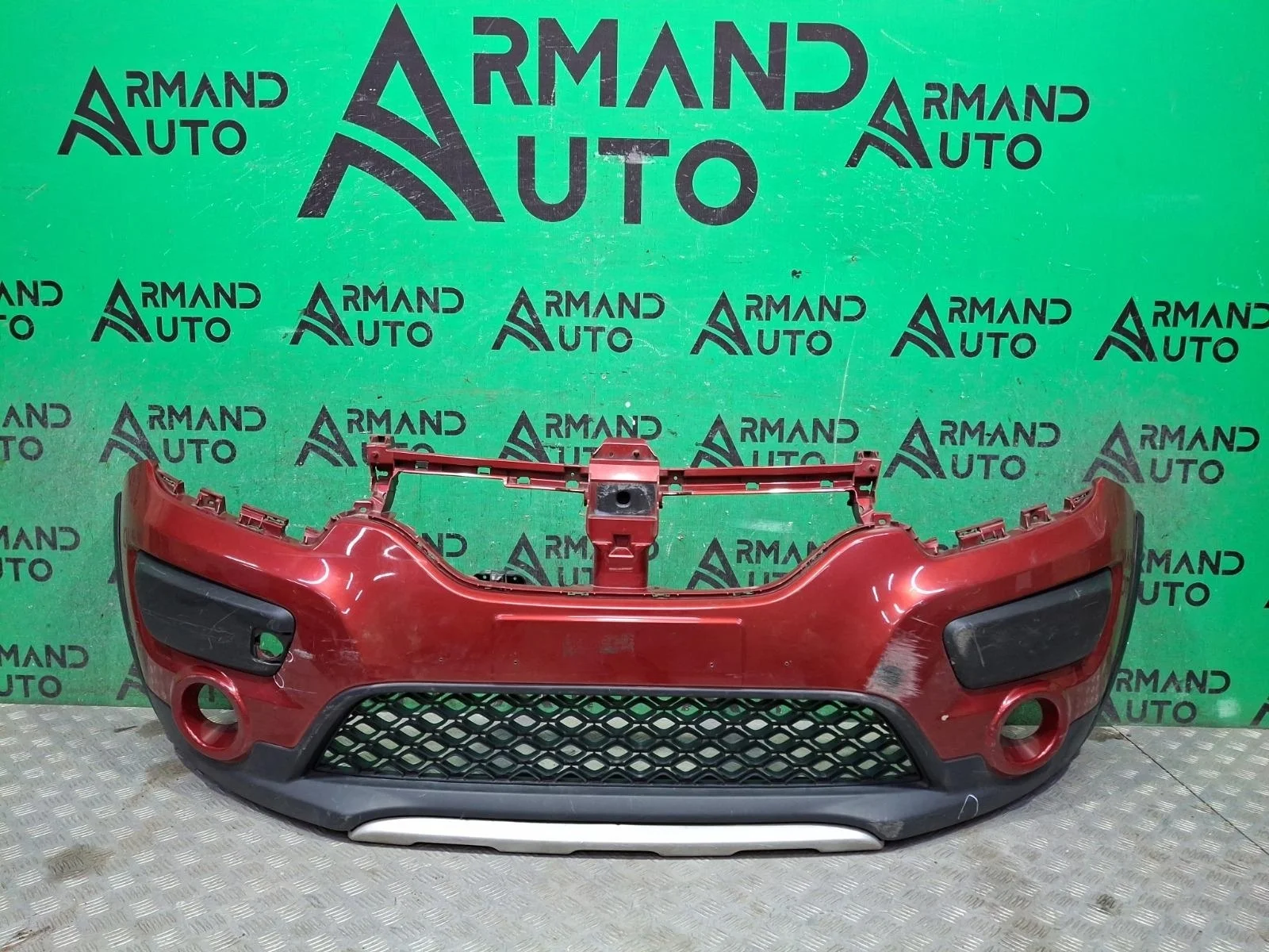 Бампер Renault Sandero 2013-2019 620223572R 2, передний