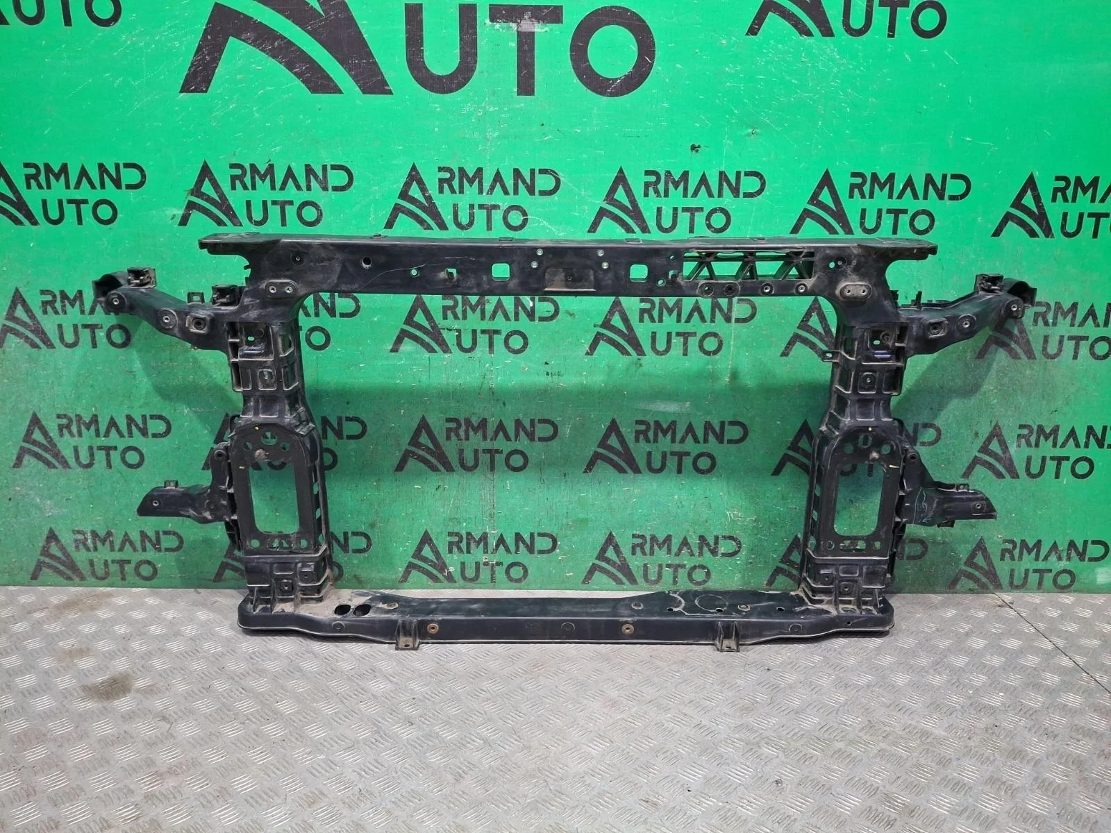 Панель передняя (суппорт радиатора) Hyundai Santa Fe 2018-2021 64101S1100 4 TM