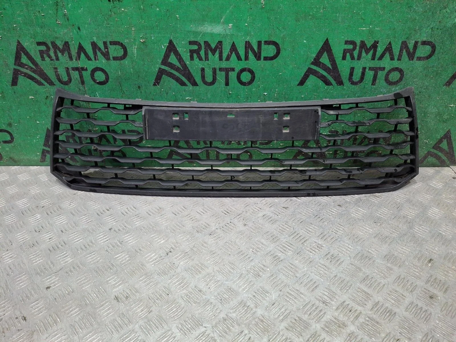 Решетка бампера Mitsubishi Pajero Sport 2015-2021 6402A373 3, передняя